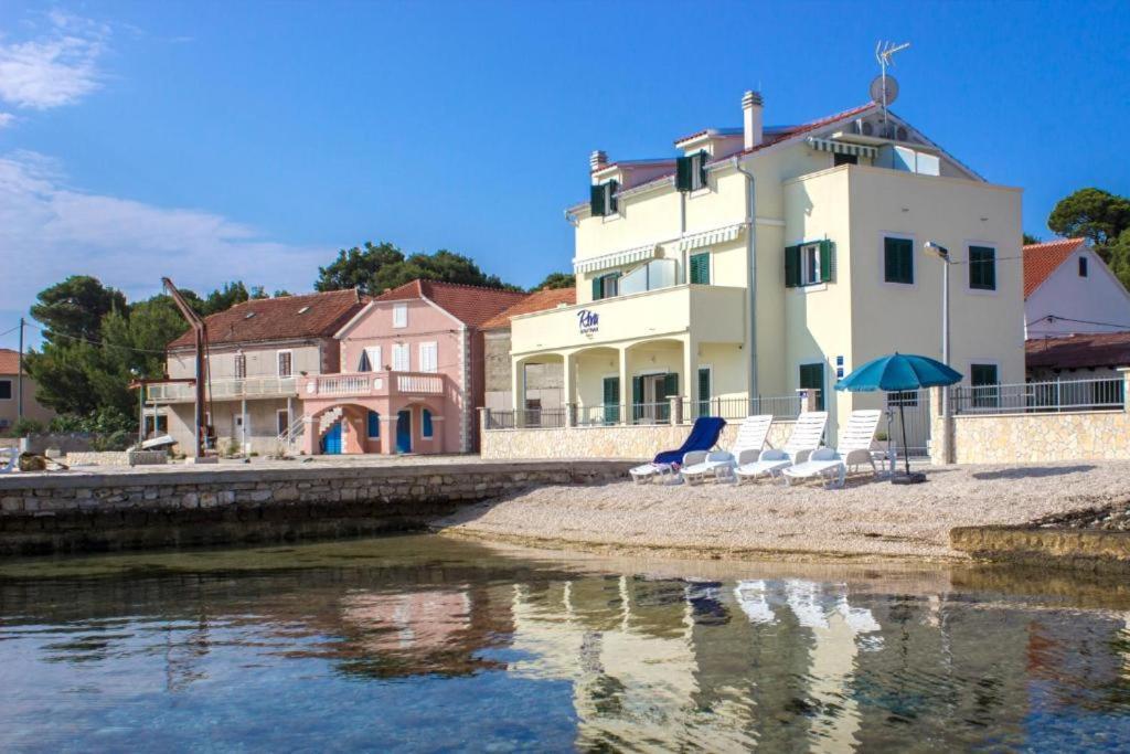 Appartamento Riva 2 Krapanj Esterno foto