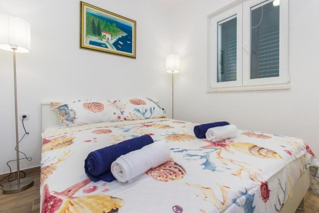 Appartamento Riva 2 Krapanj Esterno foto