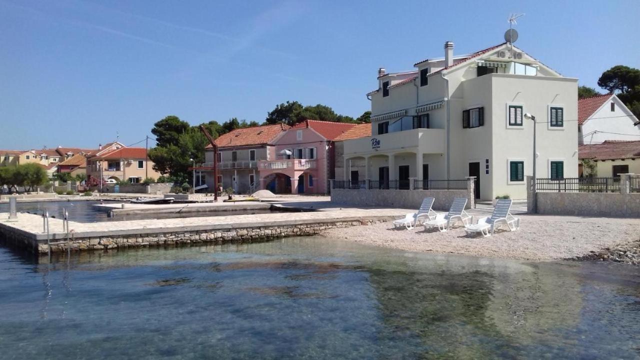 Appartamento Riva 2 Krapanj Esterno foto