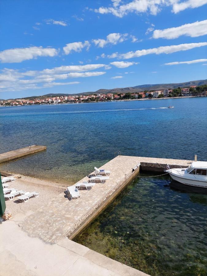 Appartamento Riva 2 Krapanj Esterno foto
